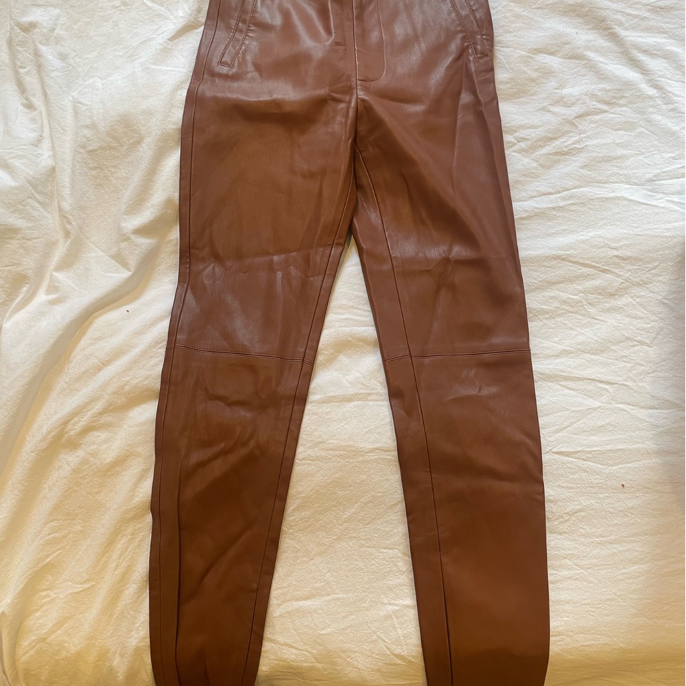 NWOT: 🤎 Zara Tan Brown Faux Leather Leggings Pants
Skinny Pants Size XS 📦 - Picture 12 of 12